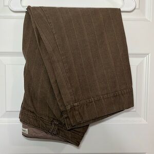st. John's Bay Brown pinstripe Capri 100% cotton pants size 14